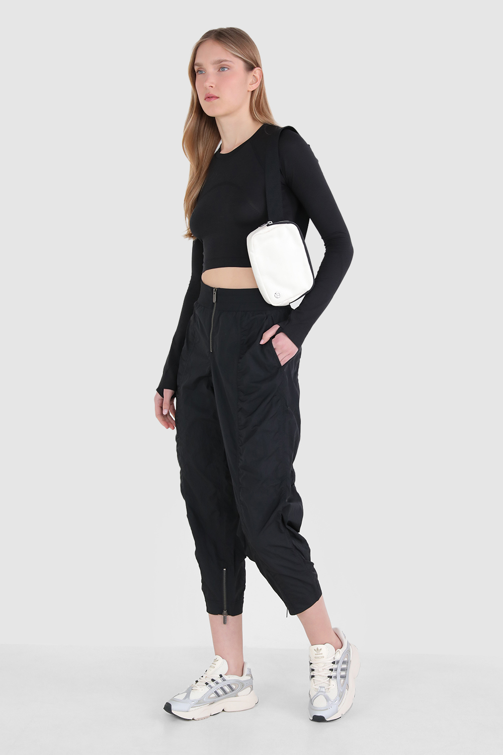 Front-Zip Mid-Rise Ruched Crop LULULEMON